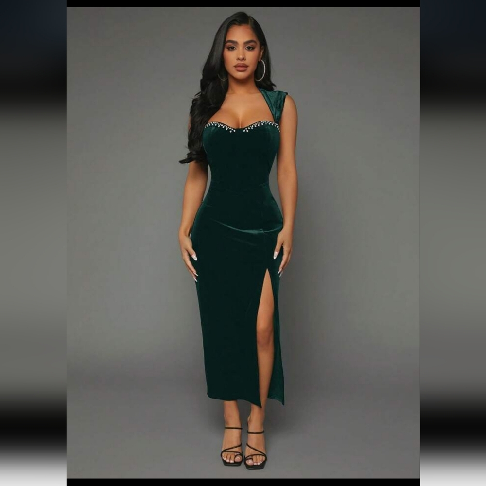 Shein beaded sweetheart velvet dress dark green size small